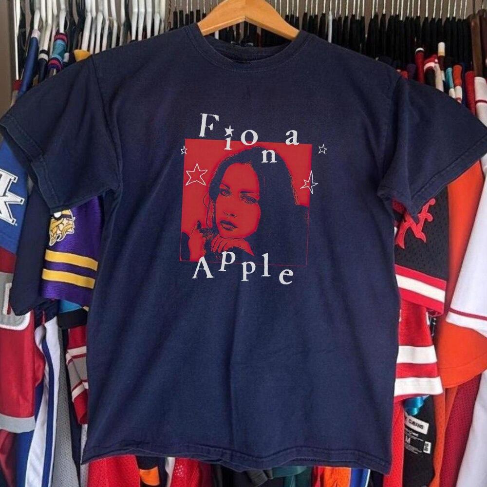 Fiona Apple Gildan Tshirt